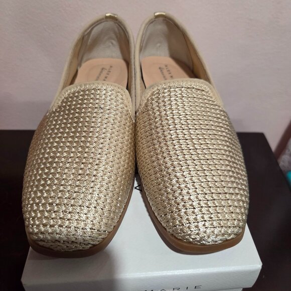 Alex Marie flats - Picture 1 of 10